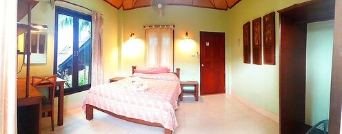 Shanti Lodge Phuket