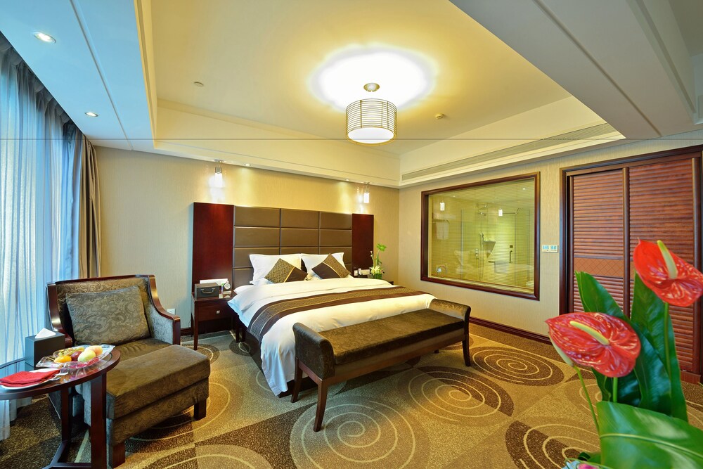 Excemon Cixi Guomai Hotel