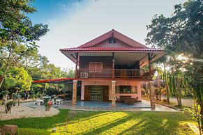 Khao Hin Tang Resort