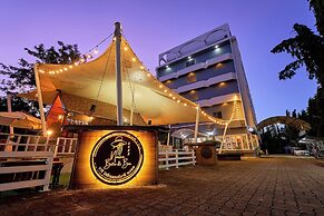 Nora Bukit Hotel