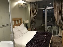 First Divine Suites - Hydro Park