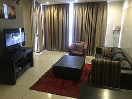 First Divine Suites - Hydro Park