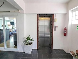 Hotel De Ratt