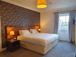 The Royal Hotel