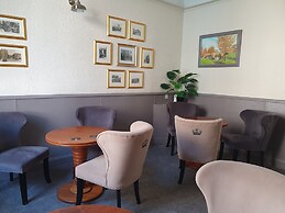 The Royal Hotel