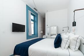 Des Arts- Guesthouse - Hostel