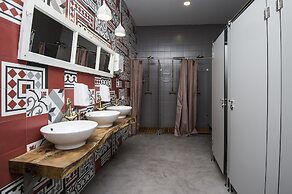 Des Arts- Guesthouse - Hostel
