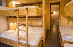 Des Arts- Guesthouse - Hostel