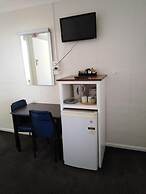 Altona Motel