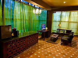 Golden Lotus