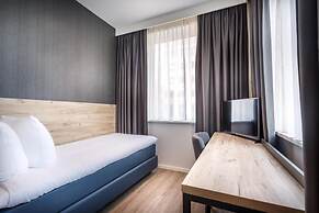 Joy Hotel