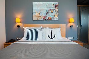 Port Marina Hotel