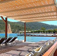 Yalim Hotel