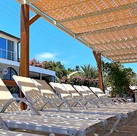 Yalim Hotel