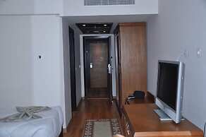 Cleopatra Hotel