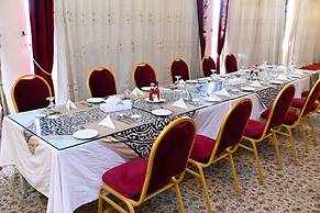 Cleopatra Hotel