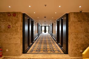 Cleopatra Hotel