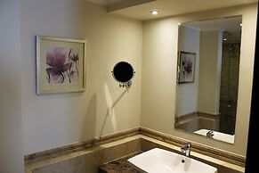 Cleopatra Hotel