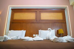 Cleopatra Hotel