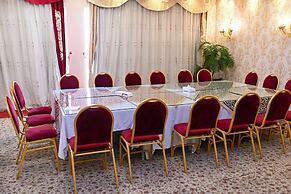 Cleopatra Hotel