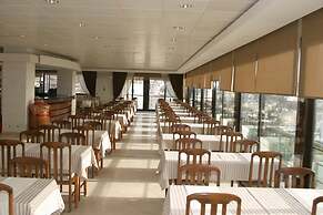 Esat Otel