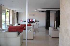 Esat Otel
