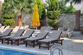 Esat Otel