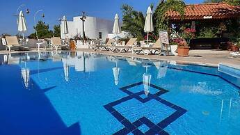 Dasis Hotel & Suites