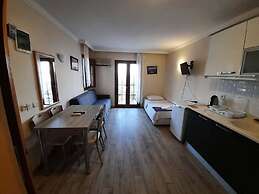 Dasis Hotel & Suites