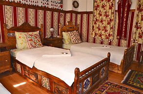 Homeros Pension & Guesthouse