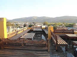 Homeros Pension & Guesthouse