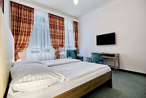 Hotel Maxim