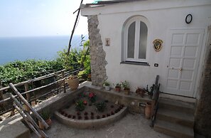 Bella Baia Glamping