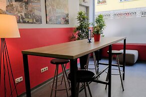 HelloBCN Hostel