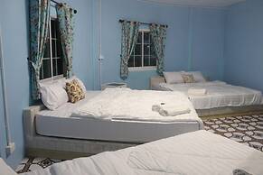 Demy Home