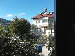 Cicek Otel & Apartments