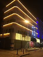 Piano Hotel