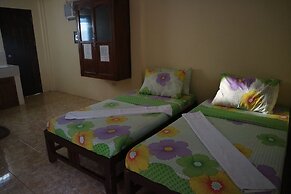 Golden Sam Resort