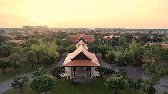 Mane Village Suites
