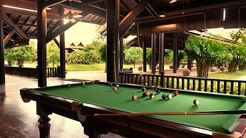 Mane Village Suites