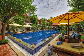 Mane Village Suites