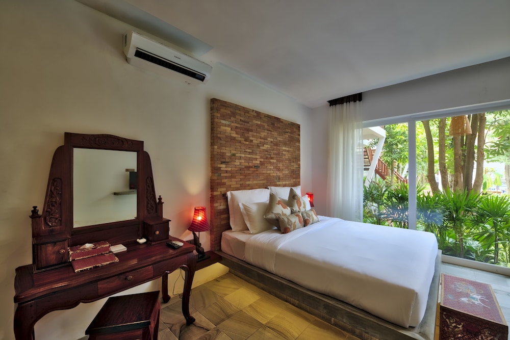 Mane Village Suites