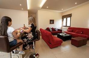 Austria Luxury Apartments, Faraya