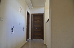 Austria Luxury Apartments, Faraya