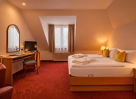 Lázeňský Hotel Pyramida I