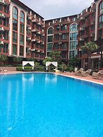 Chateau Del Marina Complex Apartments