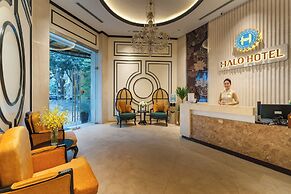 Halo Hanoi Hotel