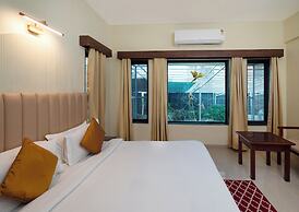 Camel Valley Resort & Spa