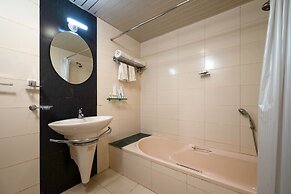 Camel Valley Resort & Spa