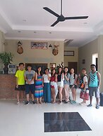 Blue Diamond Guest House - Hostel